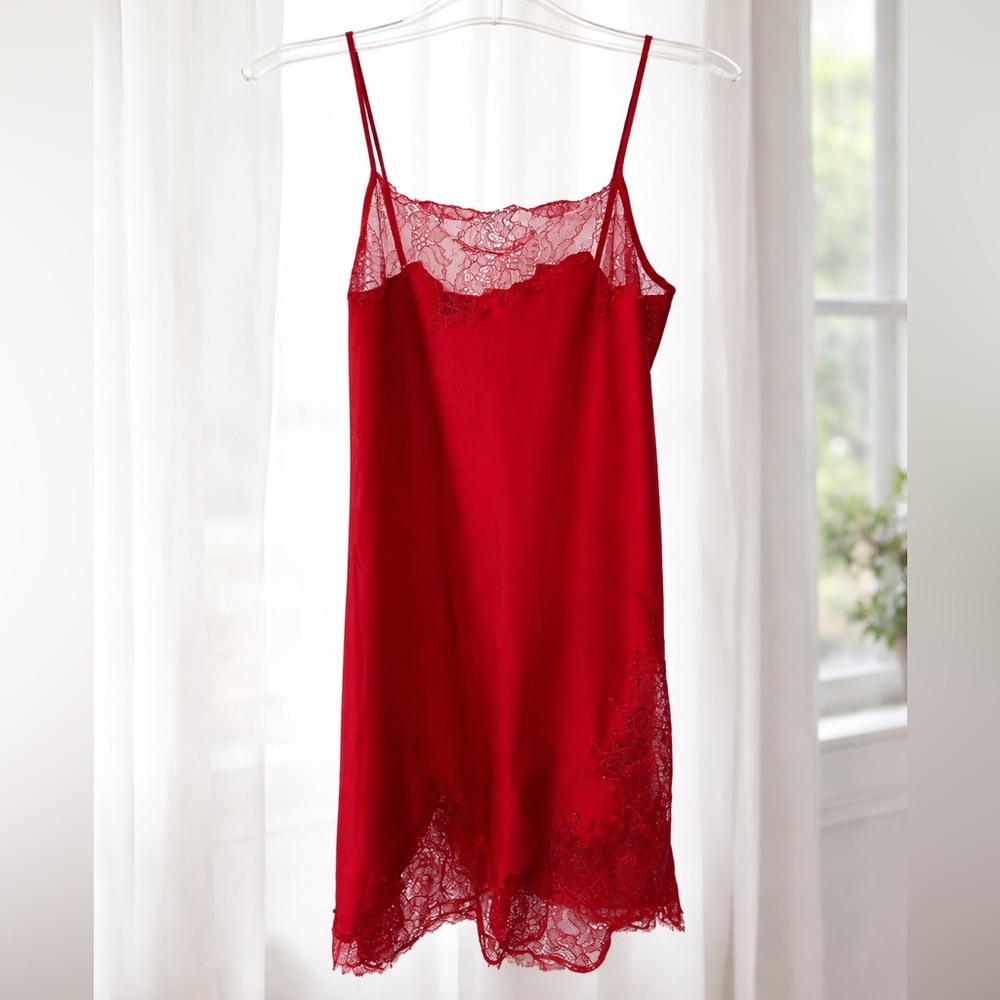Cabernet Slip Nightgown Chemise red lace size S sleepwear